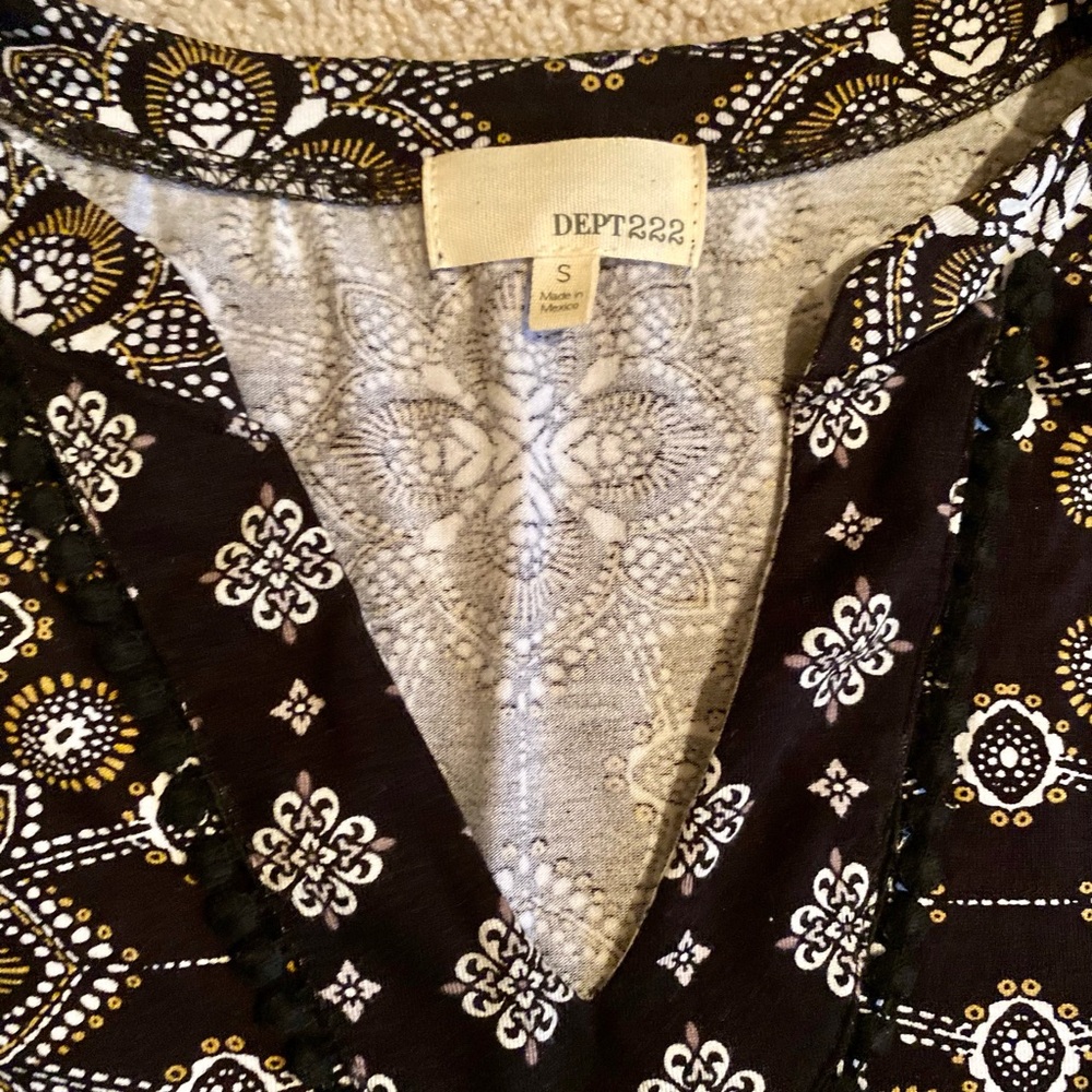 Pattern Tank - Picture 2 of 2